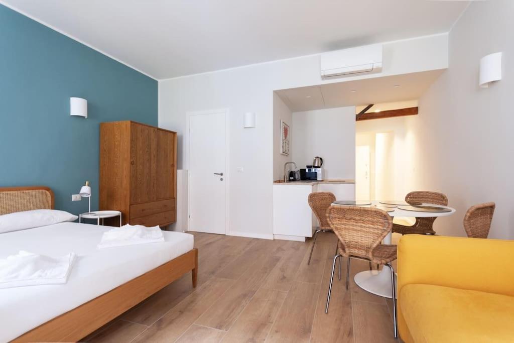 Youhosty - Ticinese 1 Apartment Mailand